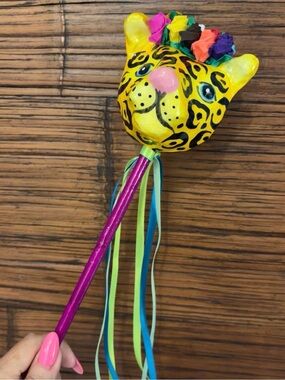 Consuela Cheetah Shaker